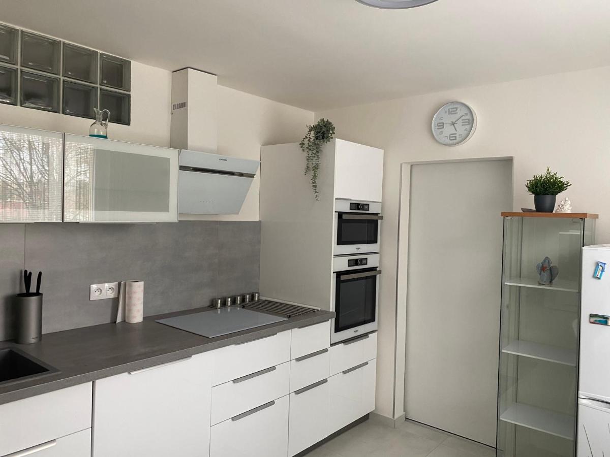 Apartman Нитра Экстерьер фото